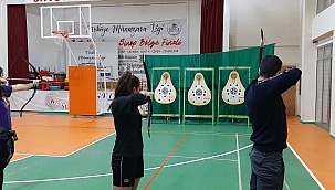 GELENEKSEL TÜRK OKÇULUĞU GENÇLERLE BULUŞTU
