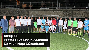 SİNOP'TA PROTOKOL VE BASIN ARASINDA DOSTLUK MAÇI DÜZENLENDİ