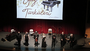 Güz Türküleri" konseri Sinop'ta sahnelendi