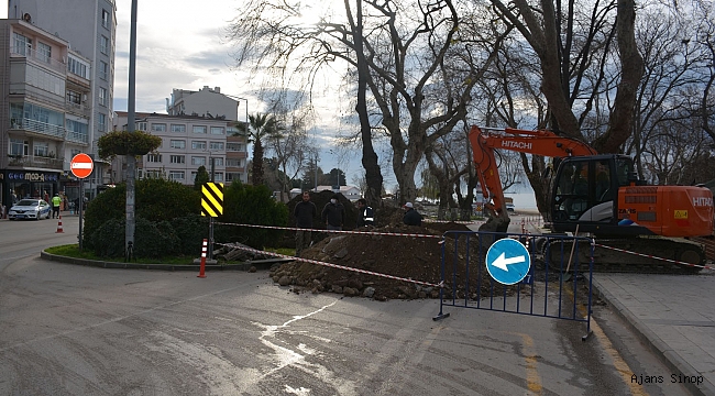 Sinop Meydan Projesi'nde yıkımlar devam ediyor