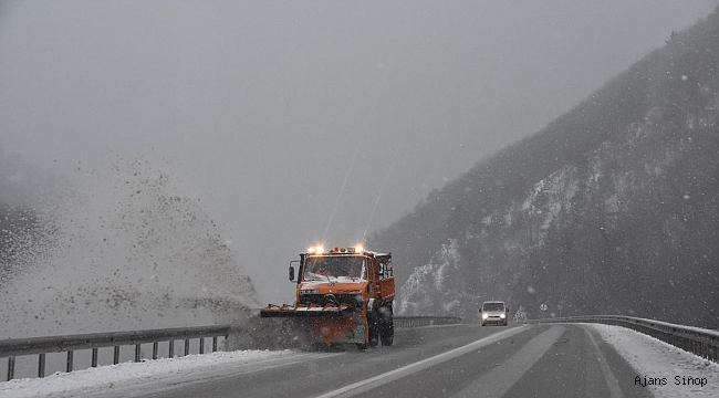 Sinop'ta kar yağışı