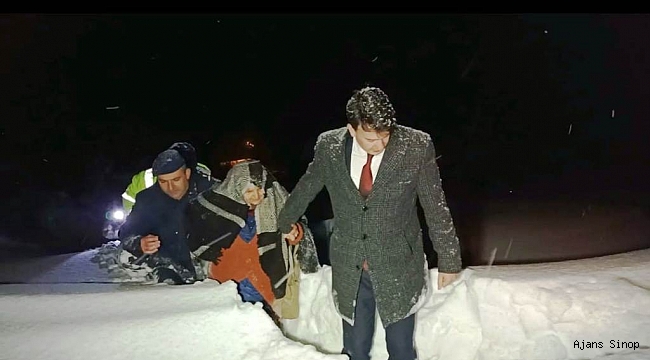 Yoğun kar yağışı nedeniyle köyde mahsur kalan vatandaşlar kurtarıldı
