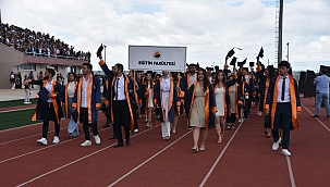 3 bin öğrencinin mezuniyet heyecanı