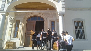 Sinop'ta sahte emlakçılar yakalandı