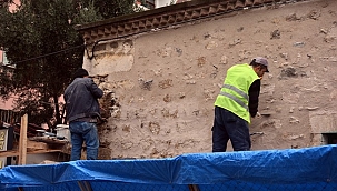 Sinop'ta tarihi Yeşil Türbe'nin restorasyon çalışmaları başladı