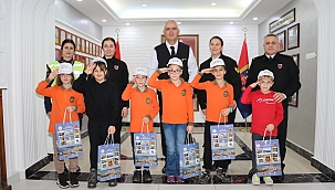 İlkokul öğrencileri askerlerle bir araya geldi