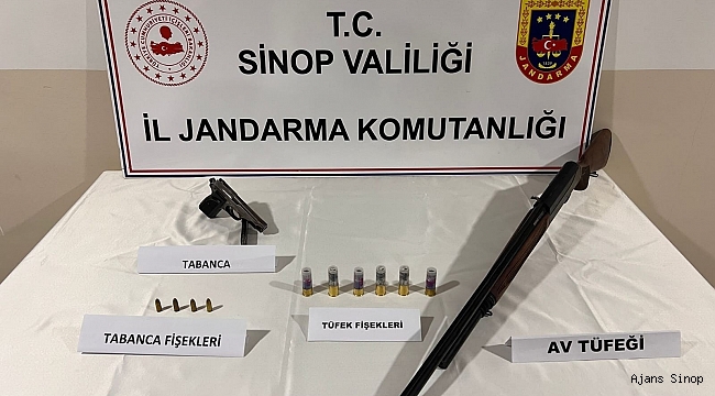 Sinop’ta durdurulan araçta 2 ruhsatsız silah ele geçirildi