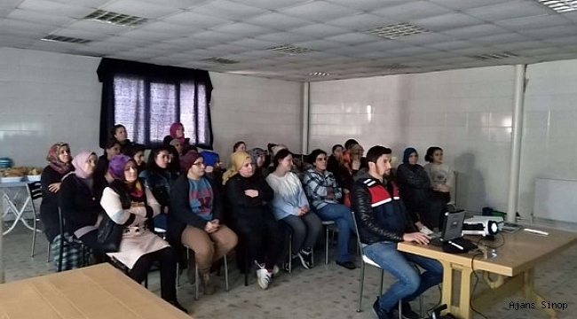 Sinop'ta "En İyi Narkotik Polisi Anne" eğitimi