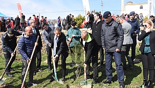Sinop'ta "6 Şubat Deprem Şehitleri Hatıra Ormanı" fidan dikim töreni