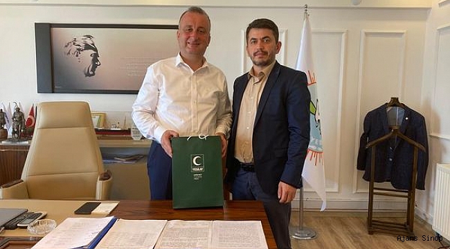 SİNOP YEŞİLAY'DAN, AYHAN'A ZİYARET