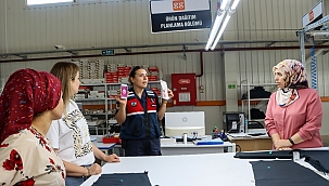 Sinop'ta işçi kadınlara KADES bilgilendirmesi