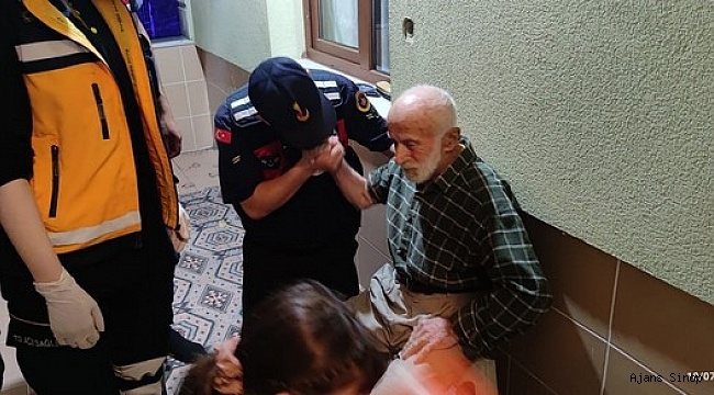 Türkeli'de mantar toplamak için gittiği ormanda kaybolan yaşlı adam bulundu