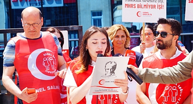 SAĞLIK EMEKÇİLERİ SİNOP'TA SESLERİNİ YÜKSELTTİ!