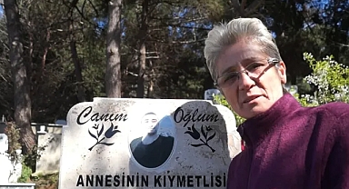 Vefat Eden Oğlunun Mezarını Evi Bildi