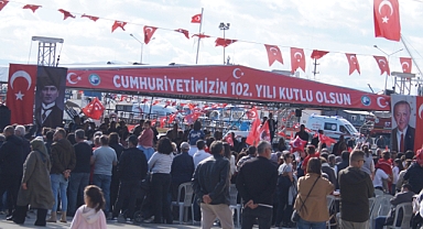 SİNOP'TA CUMHURİYET'İN 102. YILI COŞKUYLA KUTLANDI!