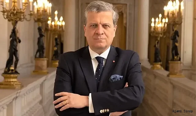 Polonya'nın Paris Büyükelçisi sahte diploma soruşturması nedeniyle görevden alındı