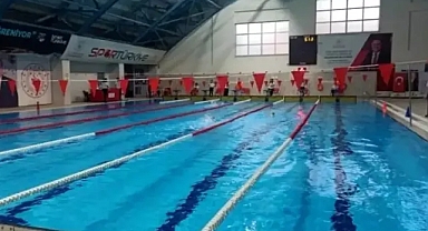 Sinop'ta yüzme heyecanı