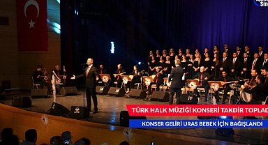 TÜRK HALK MÜZİĞİ KONSERİ TAKDİR TOPLADI