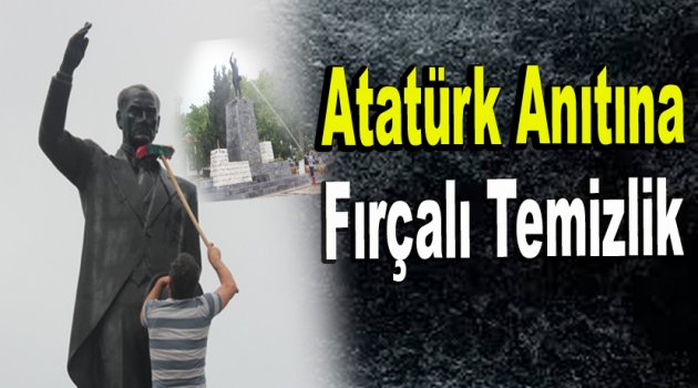 Atatürk Anıtına Fırçalı Temizlik