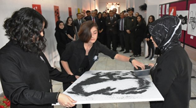 Boyabat'ta "Atatürk" resim sergisi açıldı
