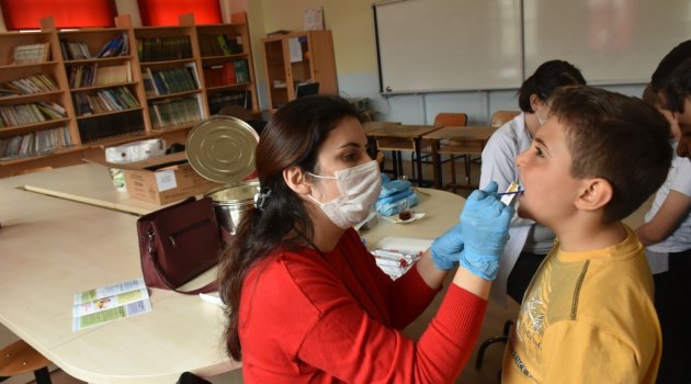 Boyabat'ta öğrencilere ağız ve diş sağlığı eğitimi