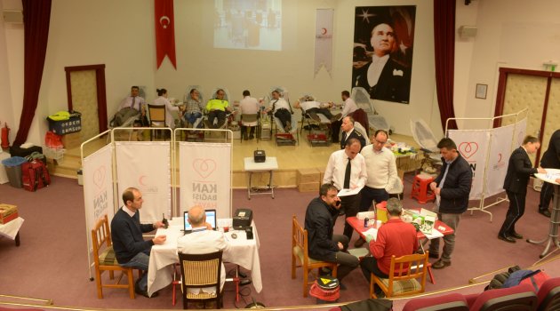 Sinop Emniyet Müdürlüğünden kan bağışı
