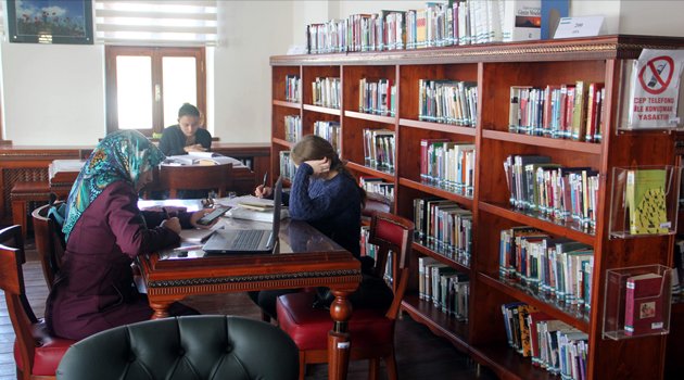 Sinop İl Halk Kütüphanesinin hizmet süresi uzatıldı