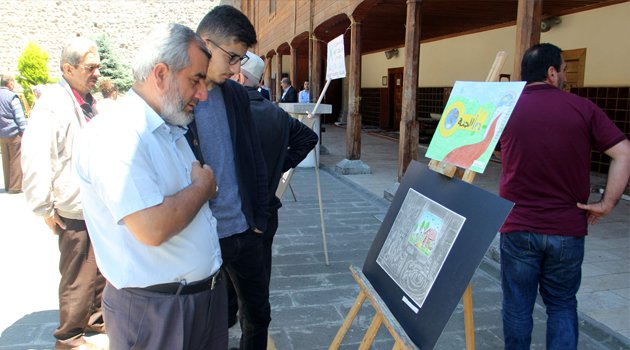 Sinop'ta "Çizimlerle 40 hadis" resim sergisi