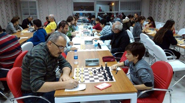  Sinop'ta satranç müsabakaları