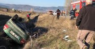 Sinop'ta otomobil su kanalına devrildi: 3 yaralı